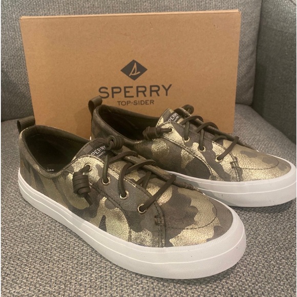 Sperry Shoes - Sperry *nwt Ladies size 9 crest vibe leather camo shoes